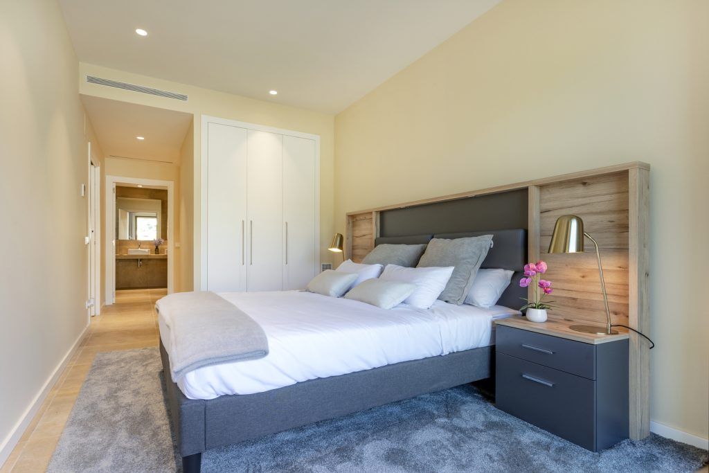 habitaciones de la promoción Jardins de Sa Riera de Stoneweg Living en Begur