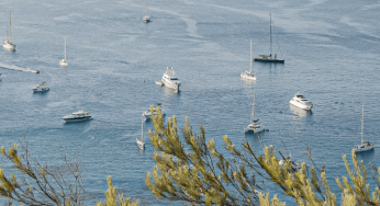El sueño de vivir frente al mar: ¿por qué invertir en viviendas costeras en 2025?